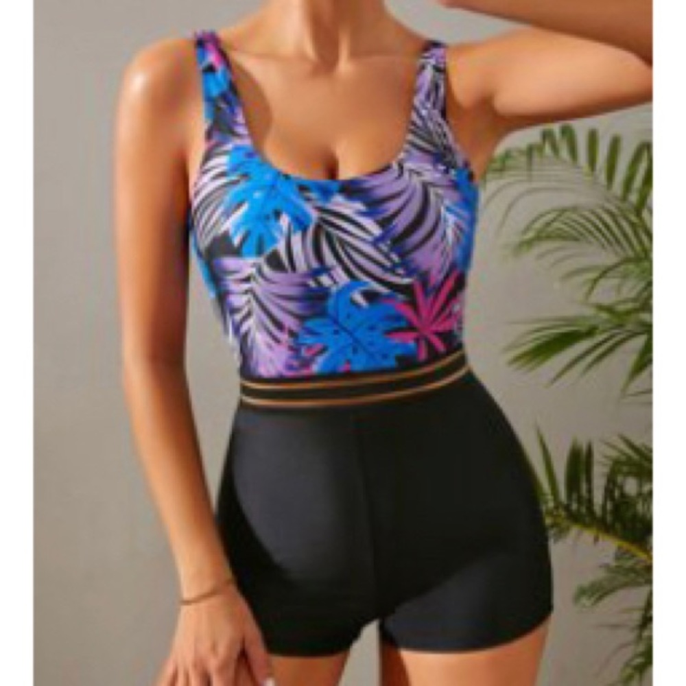 Floral bodysuit / jumpsuit with shorts